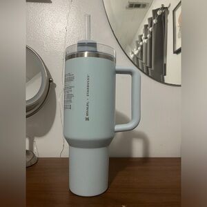 Starbucks x Stanley tumbler Limited edition Spring 2024